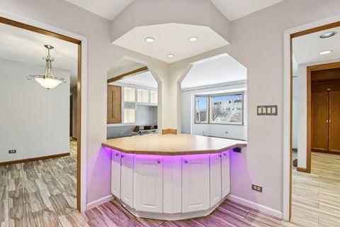 Tiny photo for 527 W Eastman Street #2C, Arlington Heights, IL 60005 (MLS # 12593777)