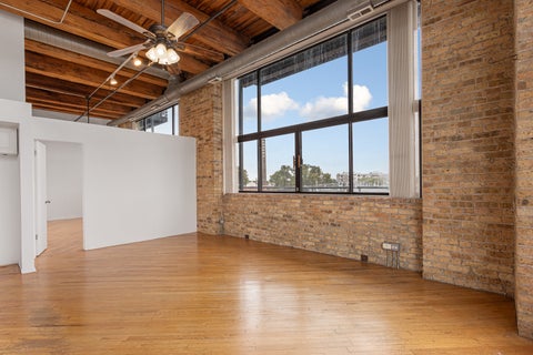 Tiny photo for 2614 N Clybourn Avenue #306, Chicago, IL 60614 (MLS # 12765081)