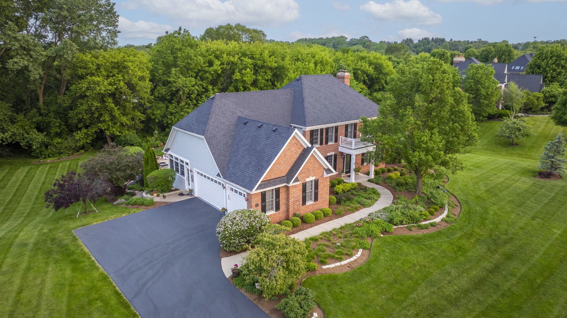 38W385 Stevens Glen Road