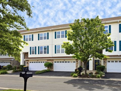 Property photo of 490 Dolton Lane, Carol Stream, IL 60188