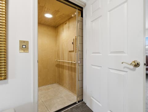 Tiny photo for 490 Dolton Lane, Carol Stream, IL 60188 (MLS # 12655457)