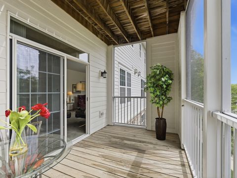 Tiny photo for 490 Dolton Lane, Carol Stream, IL 60188 (MLS # 12655457)