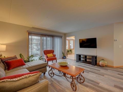 Tiny photo for 8650 Laporte Avenue #1A, Burbank, IL 60459 (MLS # 12527320)