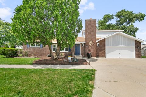 A home in Oak Lawn