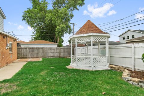 A home in Oak Lawn