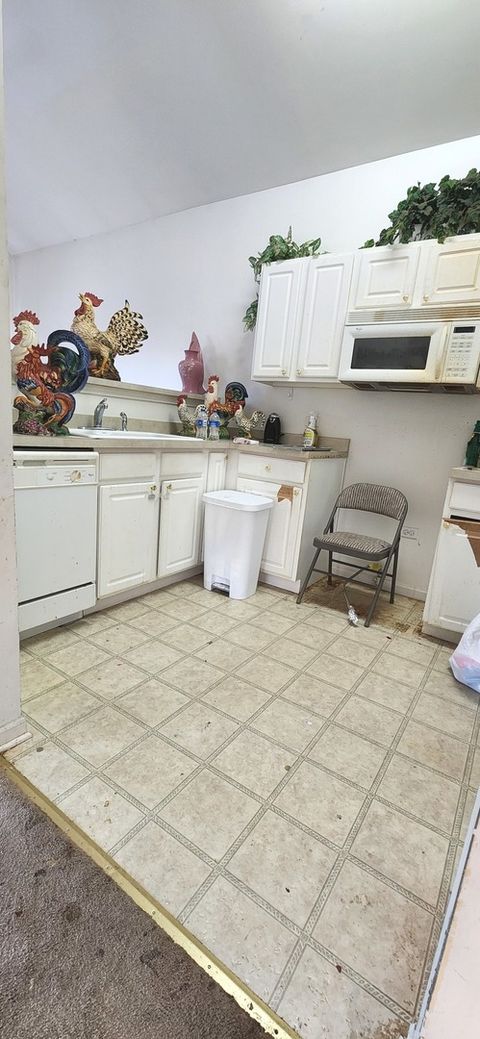 Tiny photo for 117 Enclave Circle #A, Bolingbrook, IL 60440 (MLS # 12471762)