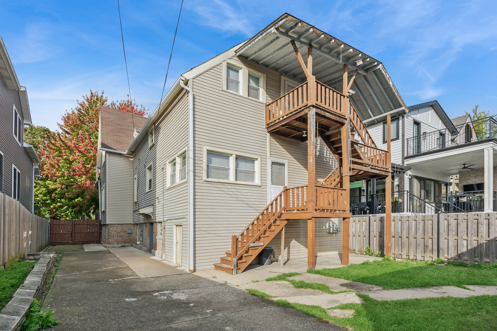 2429 N Rockwell Street