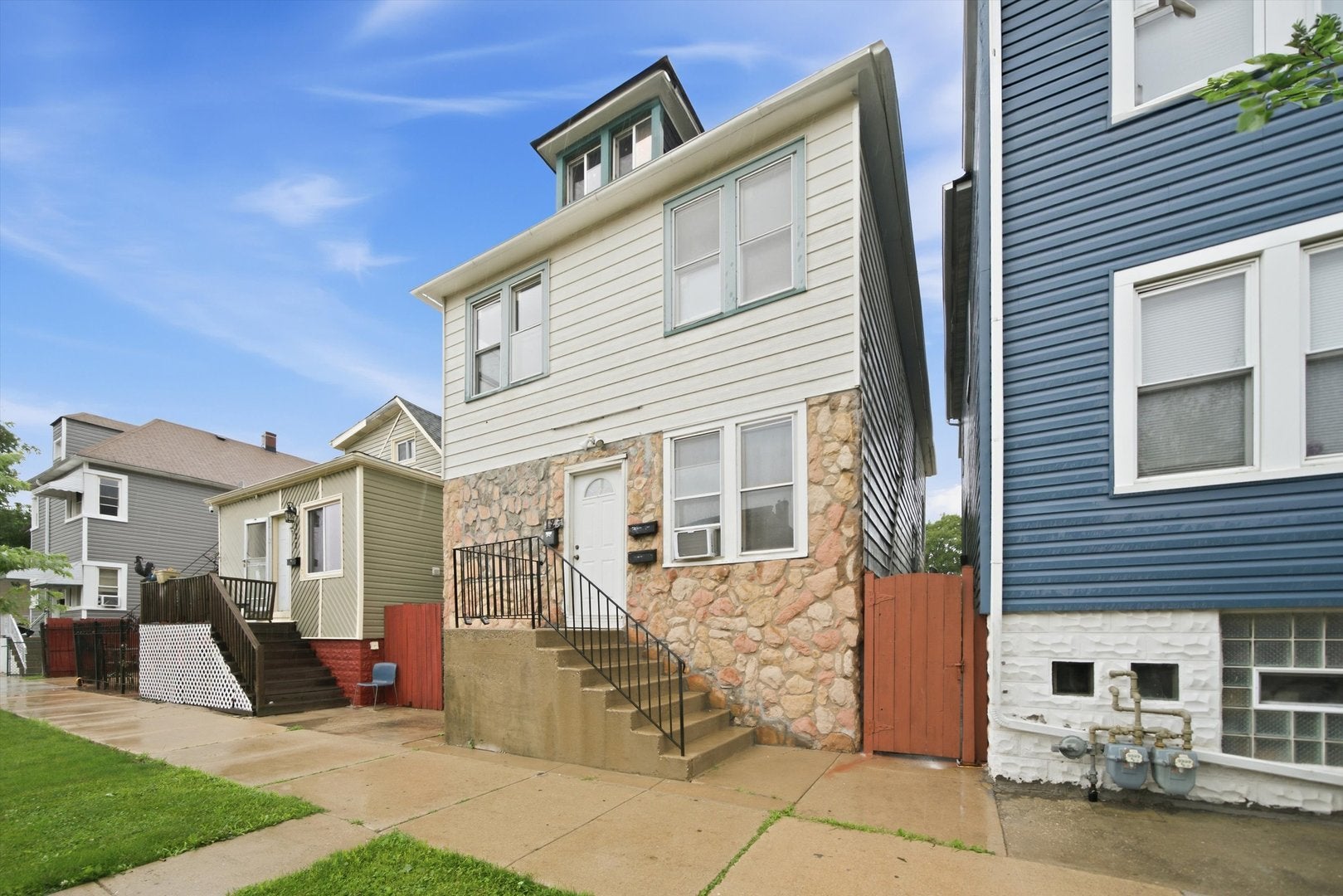 125 N 22nd Avenue