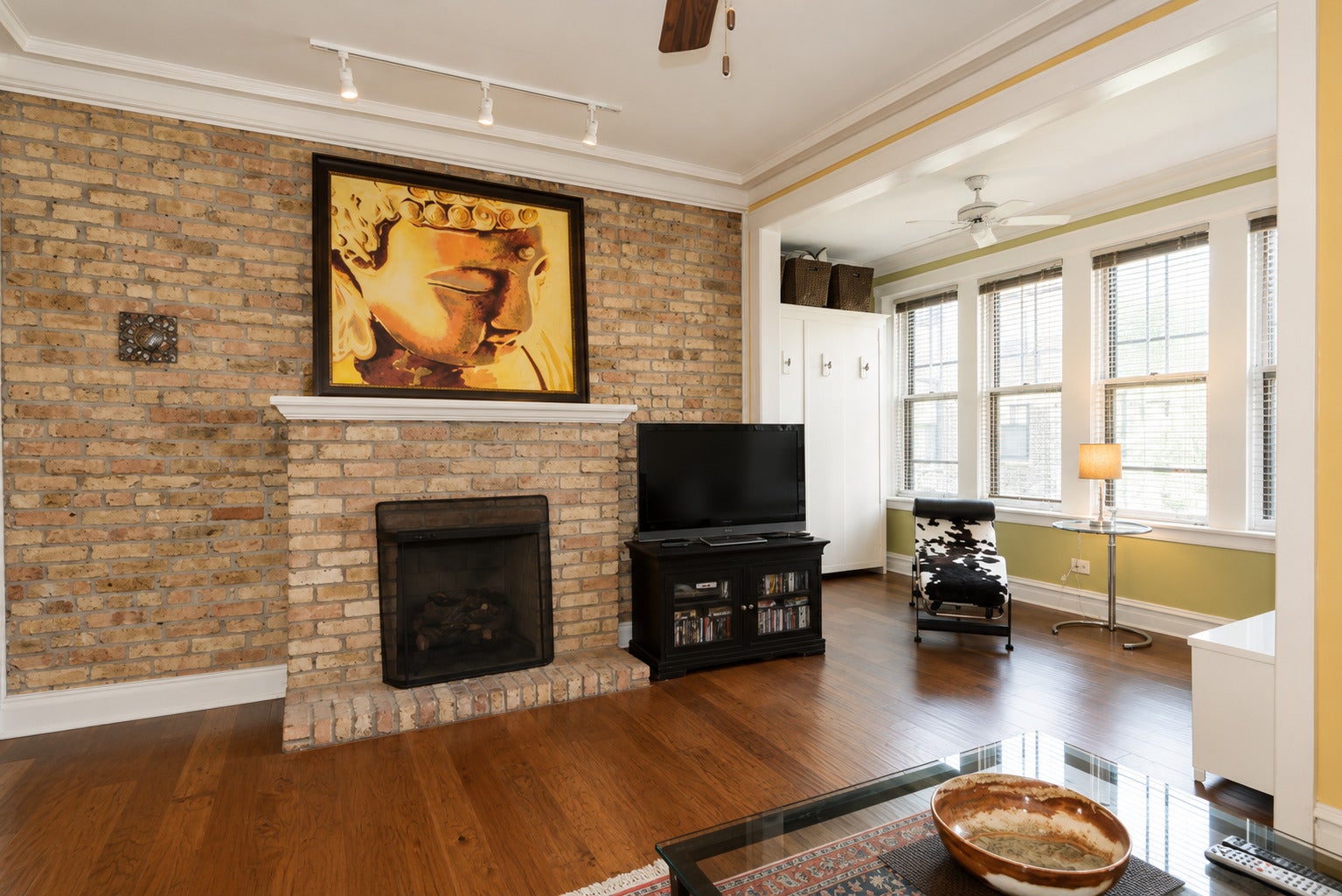 751 W BROMPTON Avenue 2E