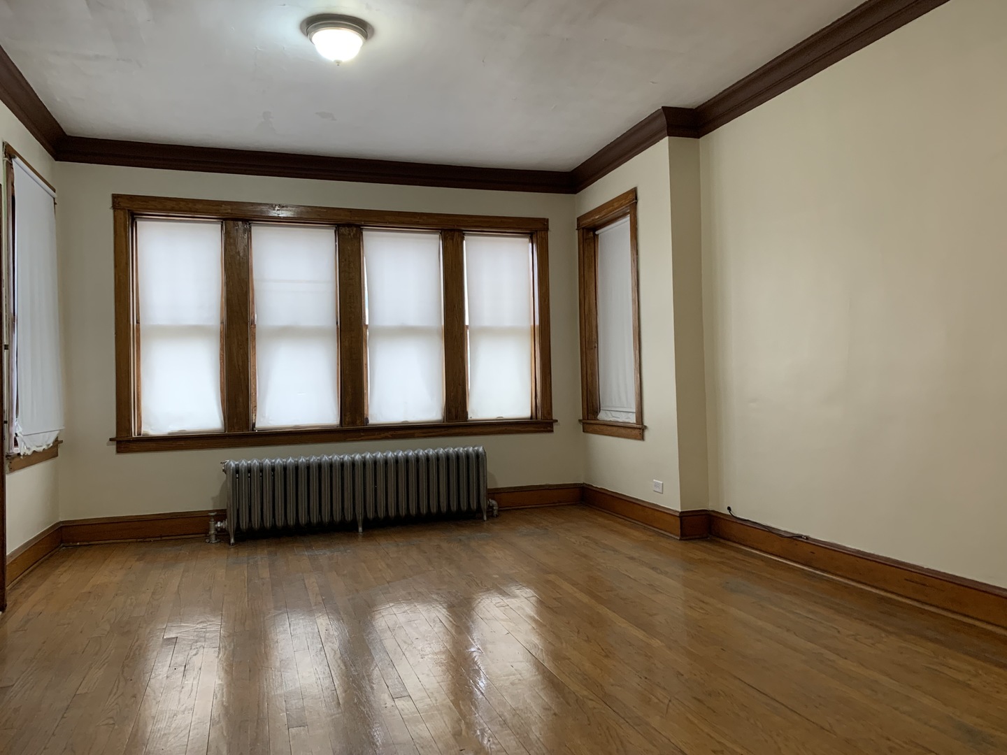 4552 S Christiana Avenue