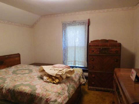 Tiny photo for 17 Blackhawk Street, Aurora, IL 60506 (MLS # 12503671)