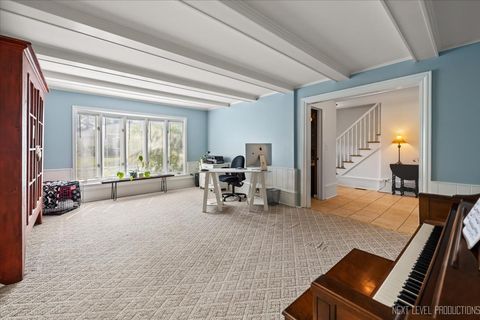 Tiny photo for 83 N Park Boulevard, Glen Ellyn, IL 60137 (MLS # 12628367)