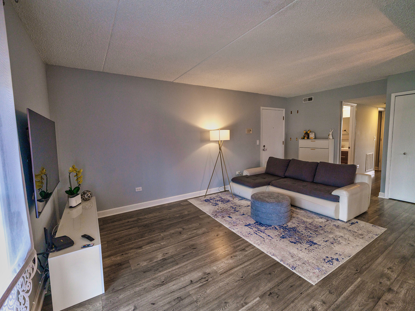 1215 Chalet Road 200