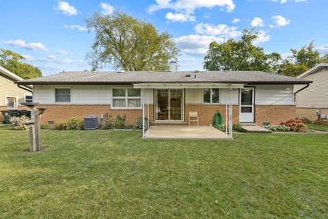 Tiny photo for 509 SHADYWOOD Lane, Elk Grove Village, IL 60007 (MLS # 12498150)