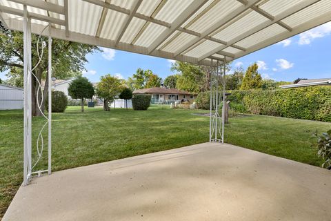 Tiny photo for 509 SHADYWOOD Lane, Elk Grove Village, IL 60007 (MLS # 12498150)