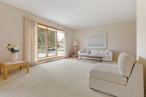 Tiny photo for 509 SHADYWOOD Lane, Elk Grove Village, IL 60007 (MLS # 12498150)