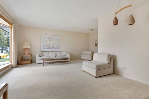 Tiny photo for 509 SHADYWOOD Lane, Elk Grove Village, IL 60007 (MLS # 12498150)