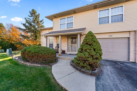 Photo of 9298 Meadowview Drive, Orland Hills, IL 60487 (MLS # 12484221)