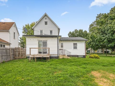 Tiny photo for 305 Holcomb Avenue, Milledgeville, IL 61051 (MLS # 12498065)