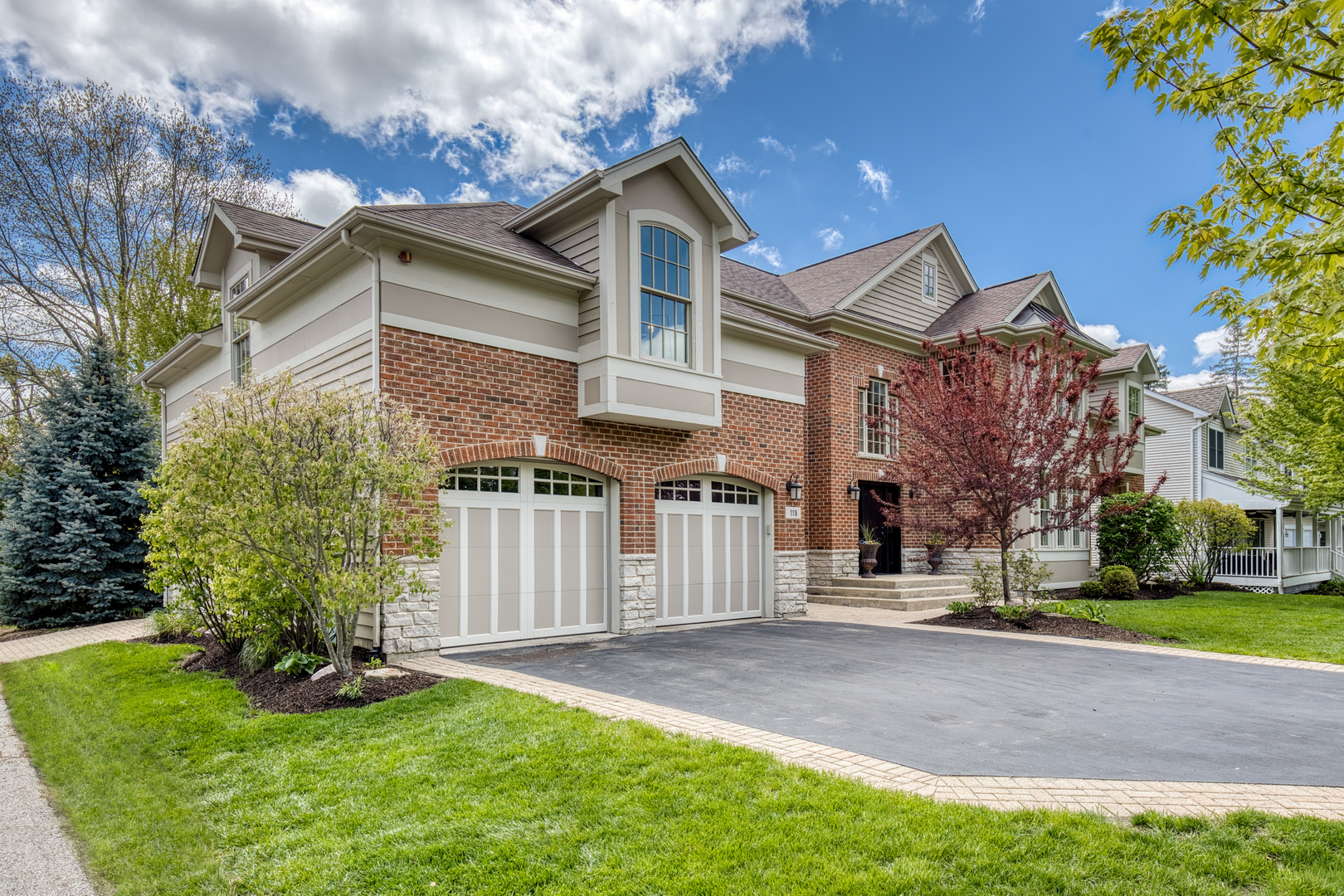 119 Roslyn Road