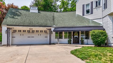 Tiny photo for 202 Pleasant Avenue, Streator, IL 61364 (MLS # 12436787)