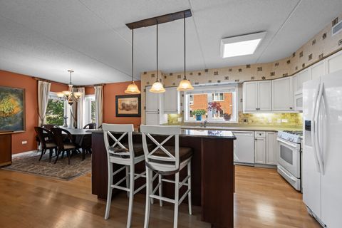 Tiny photo for 395 Graceland Avenue #207, Des Plaines, IL 60016 (MLS # 12471292)