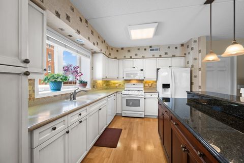 Tiny photo for 395 Graceland Avenue #207, Des Plaines, IL 60016 (MLS # 12471292)