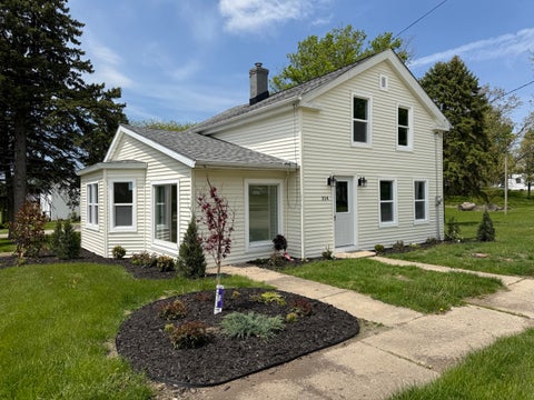 Photo of 314 S High Street, Granville, IL 61326 (MLS # 12528562)