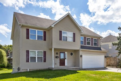 Tiny photo for 399 Fulton Street, South Elgin, IL 60177 (MLS # 12523624)