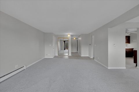 Tiny photo for 25 E Palatine Road #303, Arlington Heights, IL 60004 (MLS # 12481933)