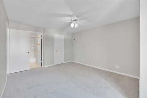 Tiny photo for 25 E Palatine Road #303, Arlington Heights, IL 60004 (MLS # 12481933)