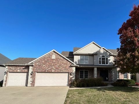 Photo of 2810 Stevenson Drive, Bloomington, IL 61704 (MLS # 12509337)