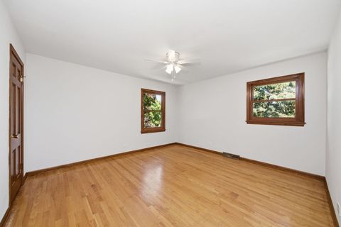 Tiny photo for 1065 Barneswood Drive, Downers Grove, IL 60515 (MLS # 12689279)