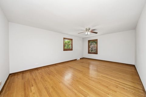 Tiny photo for 1065 Barneswood Drive, Downers Grove, IL 60515 (MLS # 12689279)