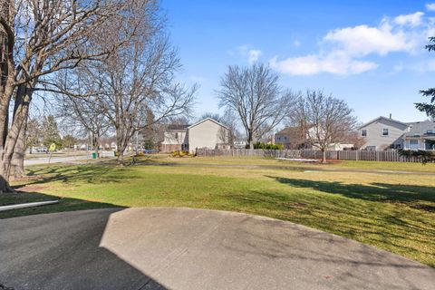 Tiny photo for 751 Aberdeen Lane, Buffalo Grove, IL 60089 (MLS # 12595385)