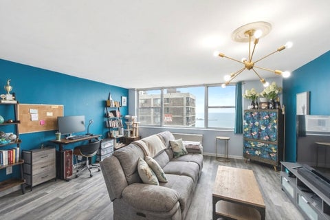 Tiny photo for 6301 N Sheridan Road #21M, Chicago, IL 60660 (MLS # 12723377)