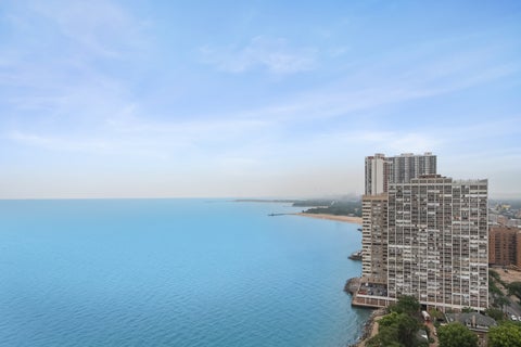 Tiny photo for 6301 N Sheridan Road #21M, Chicago, IL 60660 (MLS # 12723377)