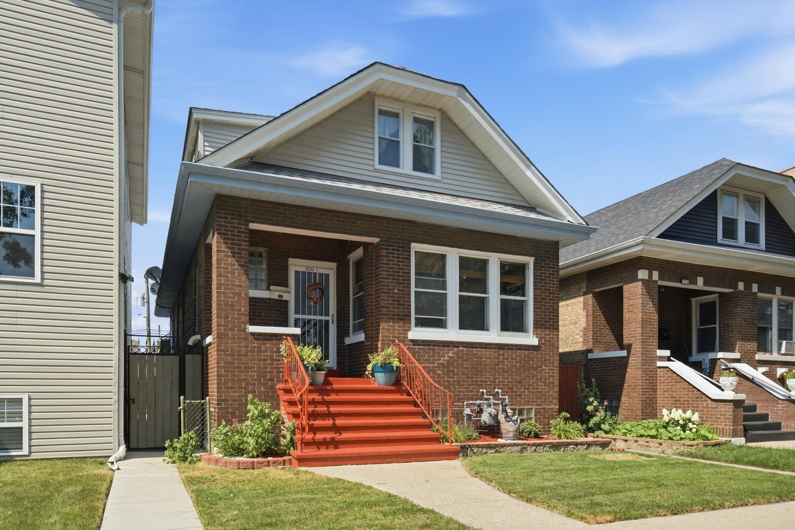 5234 W 30th Place