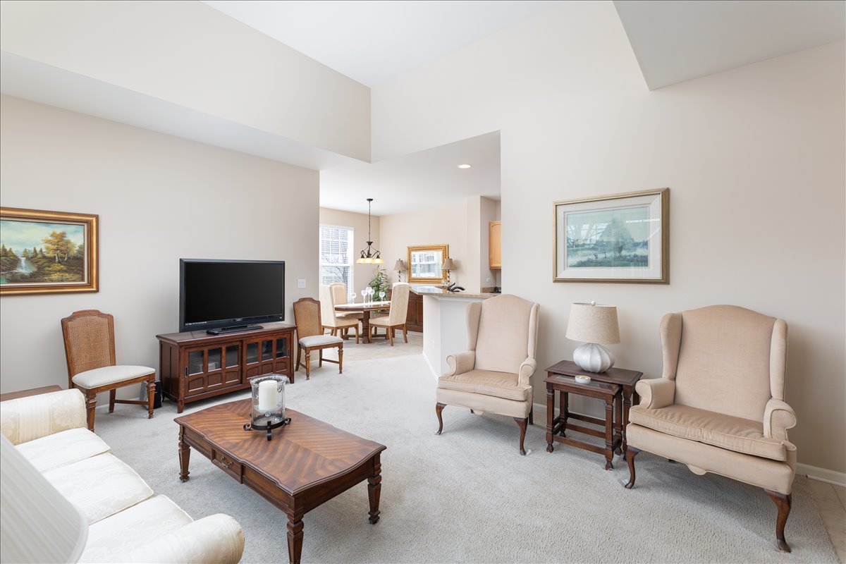 2665 Barrington Circle 2665