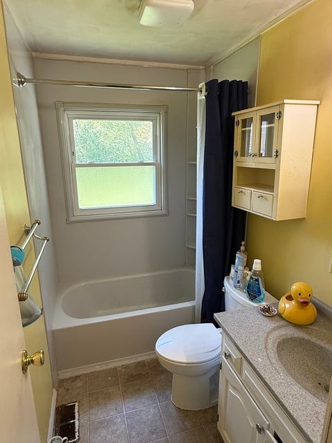 Tiny photo for 601 Ridgewood Court, Champaign, IL 61821 (MLS # 12622116)