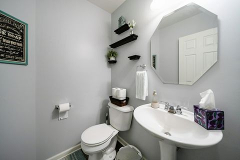 Tiny photo for 438 TOWN CENTER Boulevard, Gilberts, IL 60136 (MLS # 12479729)