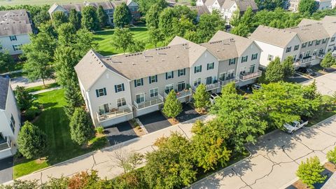Tiny photo for 438 TOWN CENTER Boulevard, Gilberts, IL 60136 (MLS # 12479729)