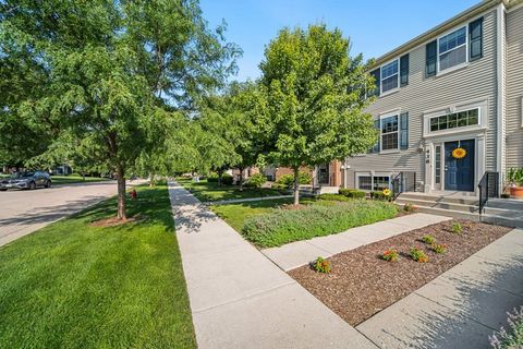 Tiny photo for 438 TOWN CENTER Boulevard, Gilberts, IL 60136 (MLS # 12479729)