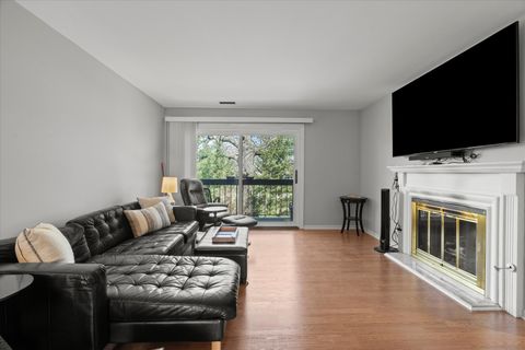 Tiny photo for 5808 Wolf Road #3, Western Springs, IL 60558 (MLS # 12486261)