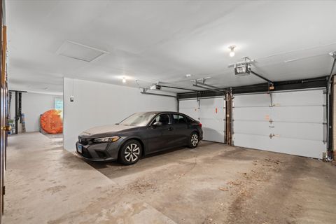 Tiny photo for 5808 Wolf Road #3, Western Springs, IL 60558 (MLS # 12486261)