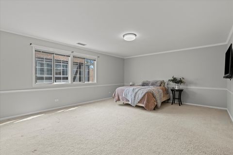 Tiny photo for 5808 Wolf Road #3, Western Springs, IL 60558 (MLS # 12486261)