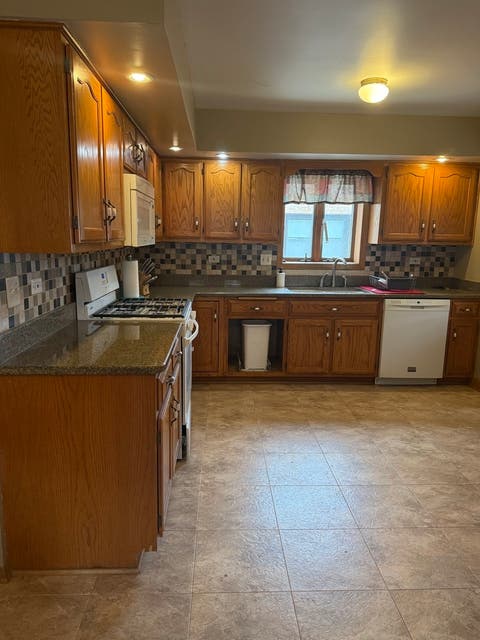 Tiny photo for 10439 S Albany Avenue, Chicago, IL 60655 (MLS # 12672158)