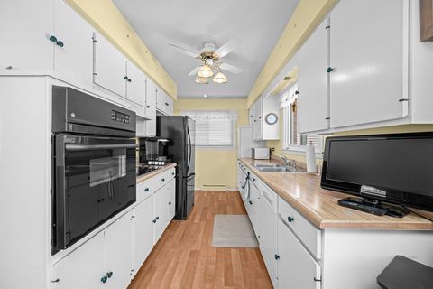 Tiny photo for 1325 Hillside Drive, Bettendorf, IA 52722 (MLS # 12609810)