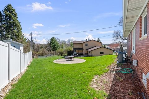Tiny photo for 1325 Hillside Drive, Bettendorf, IA 52722 (MLS # 12609810)
