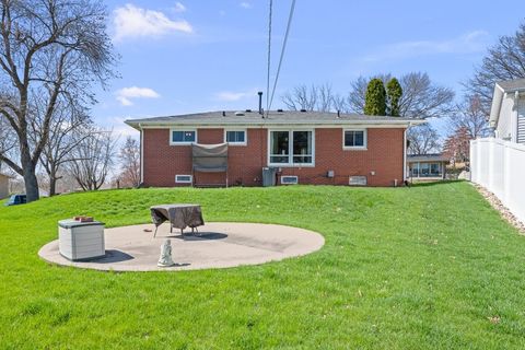 Tiny photo for 1325 Hillside Drive, Bettendorf, IA 52722 (MLS # 12609810)